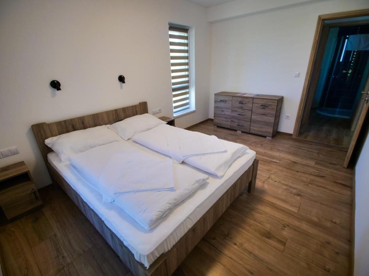 Ferienwohnung Zea Apartmanhaz Balatonfenyves Exterior foto