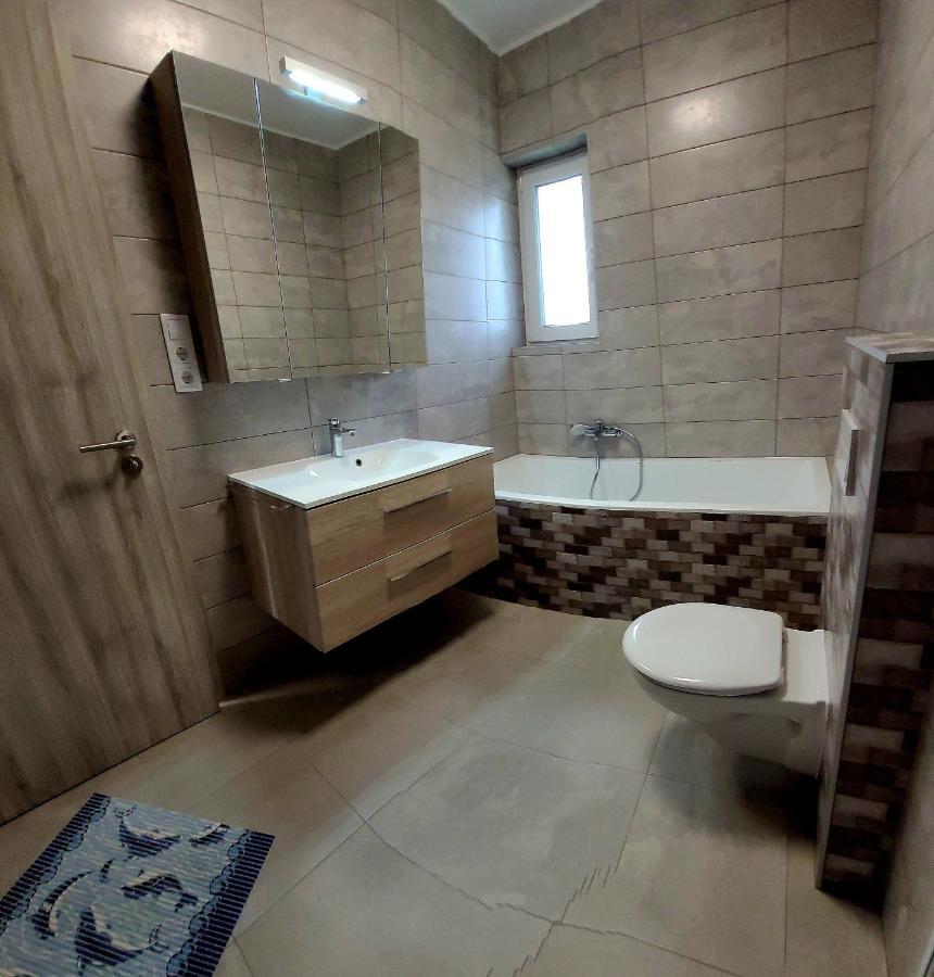 Ferienwohnung Zea Apartmanhaz Balatonfenyves Exterior foto