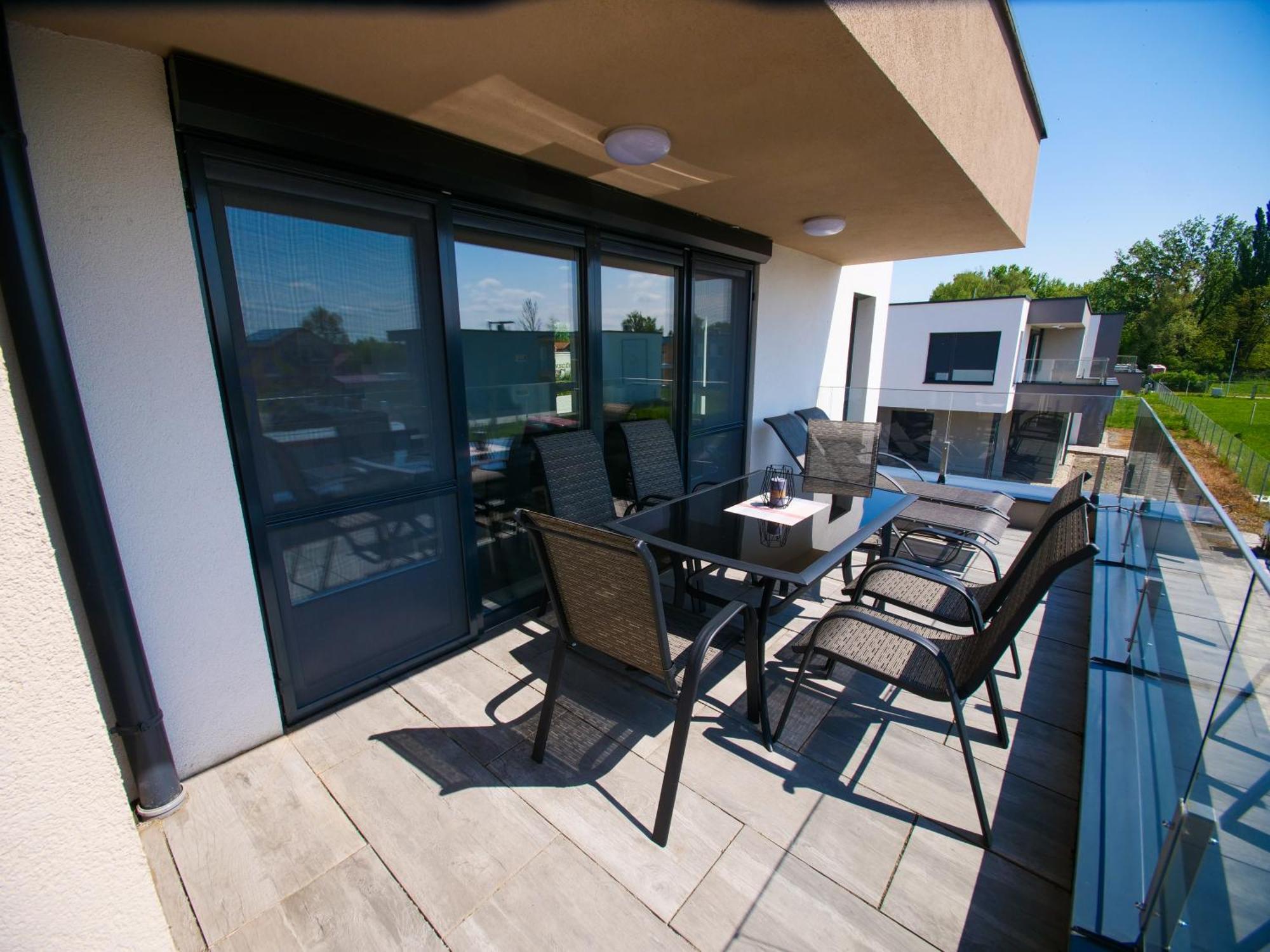 Ferienwohnung Zea Apartmanhaz Balatonfenyves Exterior foto
