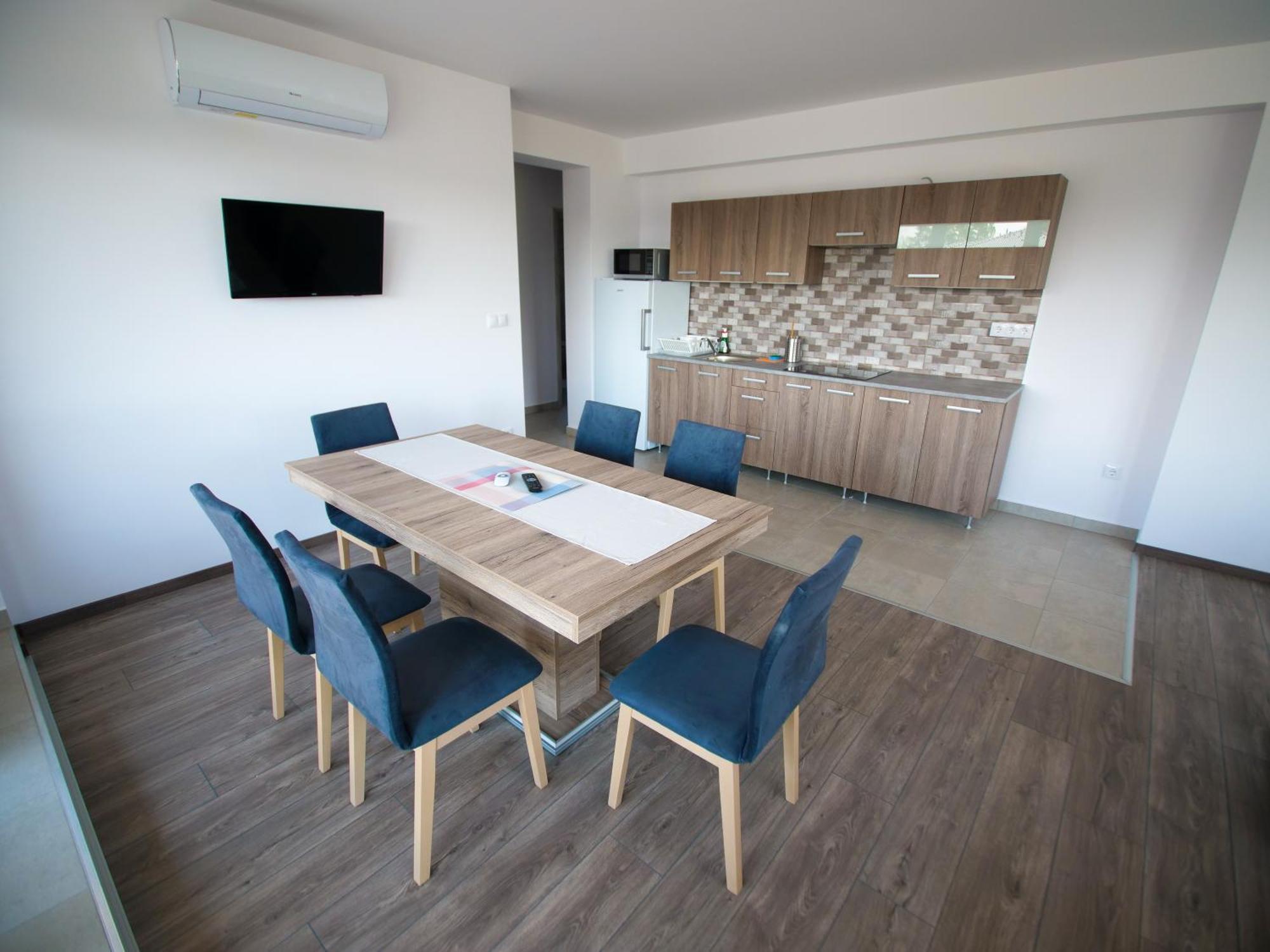 Ferienwohnung Zea Apartmanhaz Balatonfenyves Exterior foto