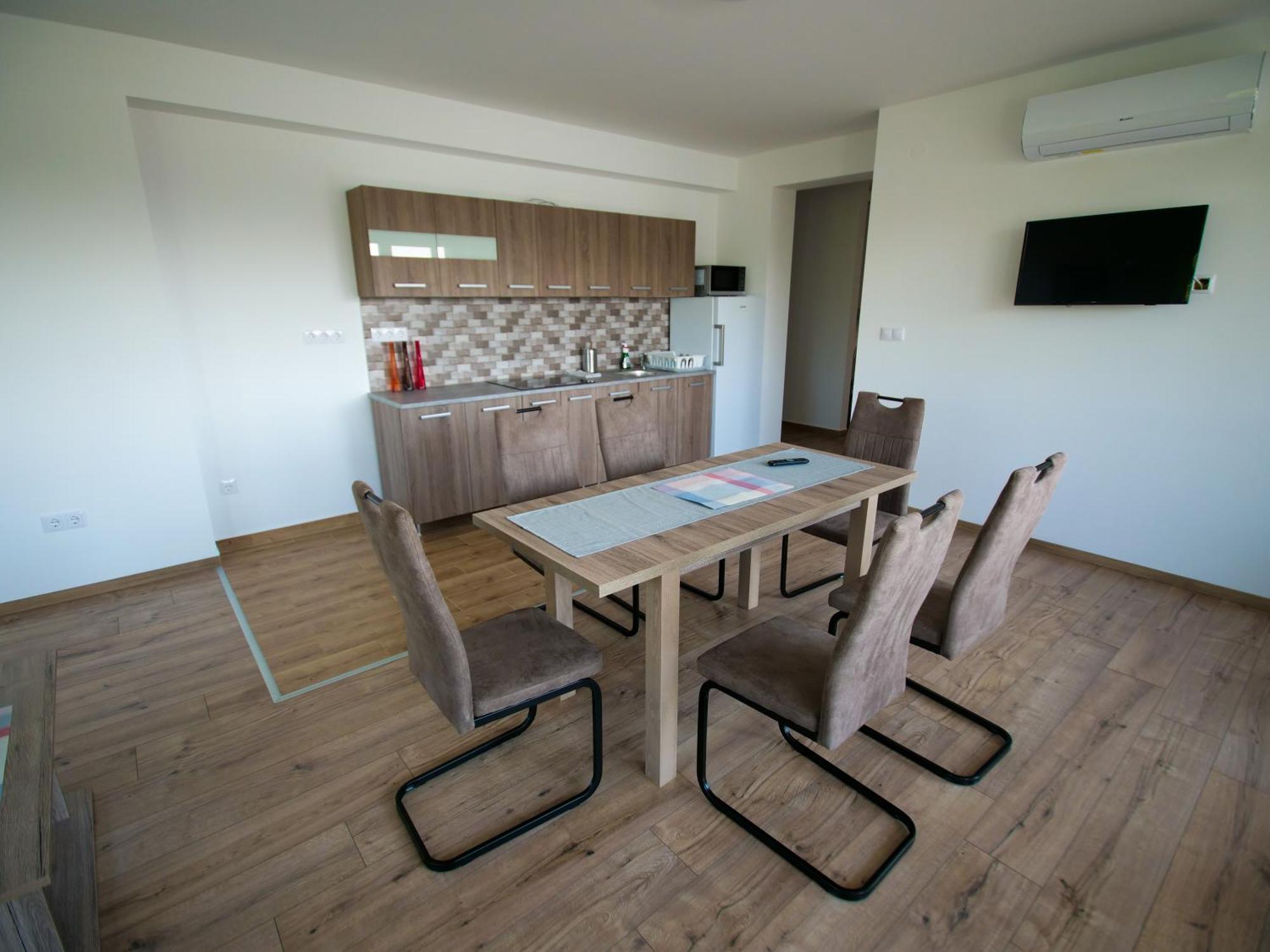 Ferienwohnung Zea Apartmanhaz Balatonfenyves Exterior foto