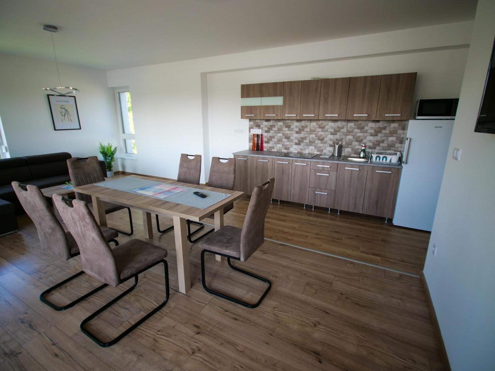 Ferienwohnung Zea Apartmanhaz Balatonfenyves Exterior foto