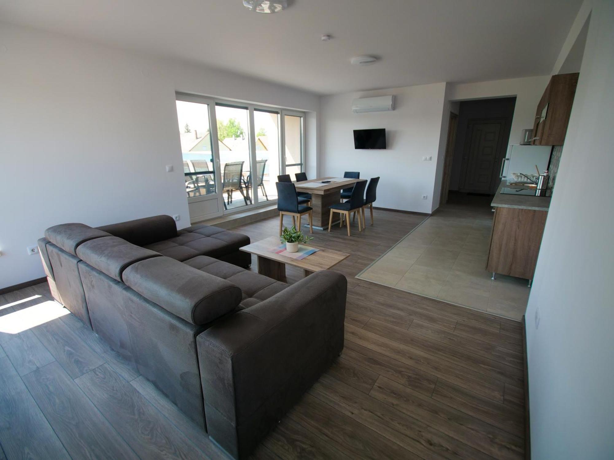 Ferienwohnung Zea Apartmanhaz Balatonfenyves Exterior foto