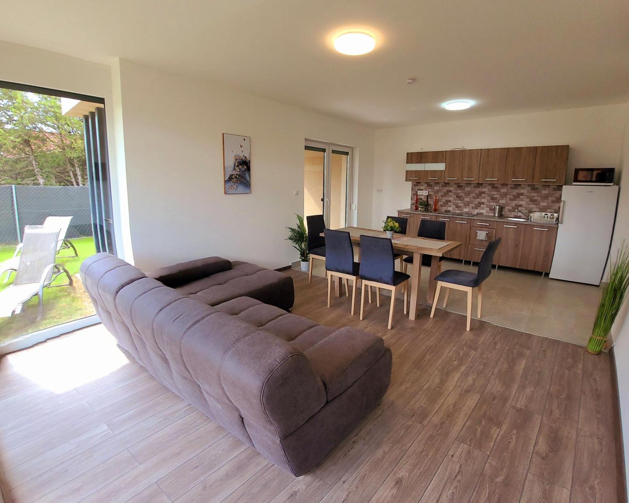 Ferienwohnung Zea Apartmanhaz Balatonfenyves Exterior foto