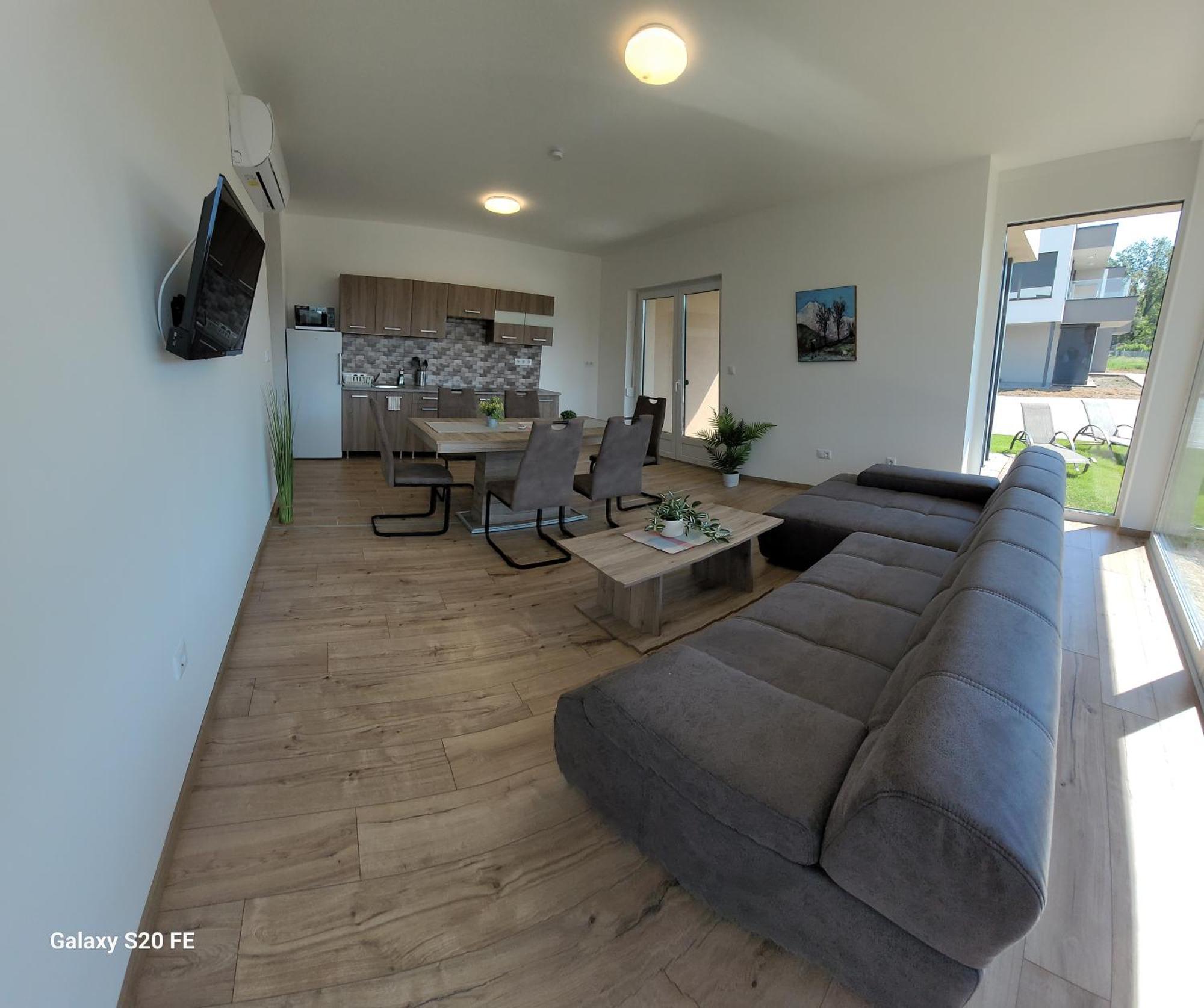 Ferienwohnung Zea Apartmanhaz Balatonfenyves Exterior foto