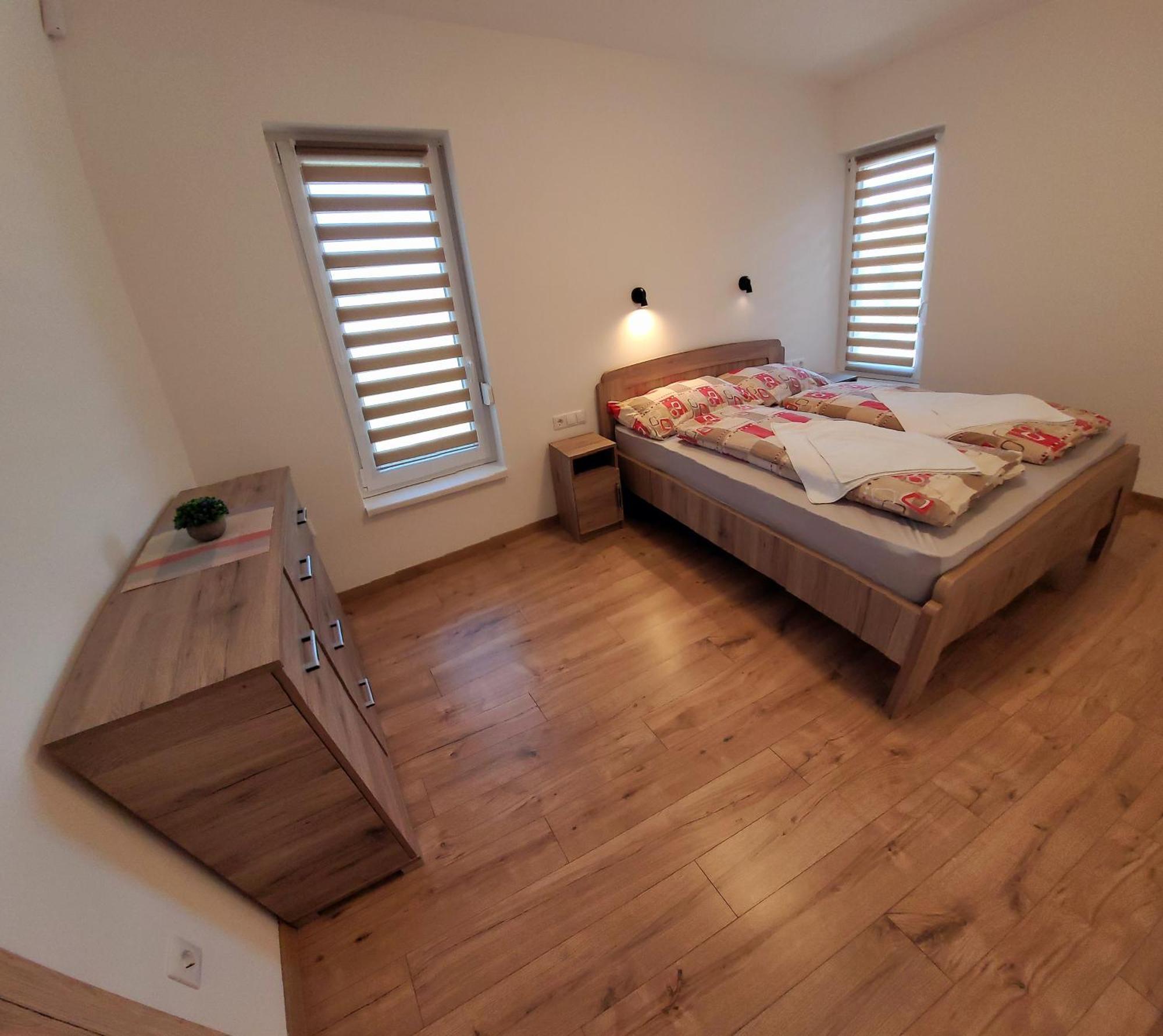 Ferienwohnung Zea Apartmanhaz Balatonfenyves Exterior foto